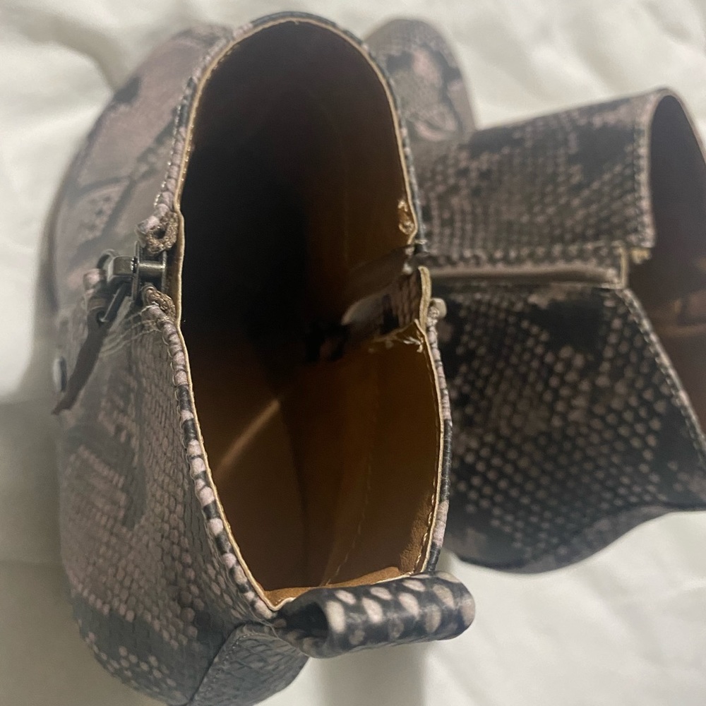 Universal Thread Snakeskin Booties - image 4